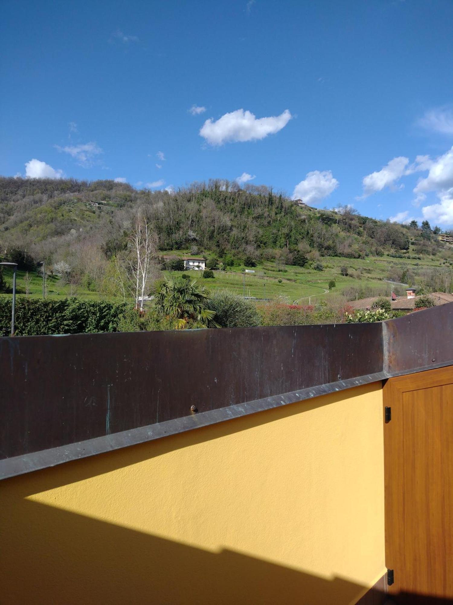 Apartmán Mansarda Di Masha Villongo SantʼAlessandro Exteriér fotografie